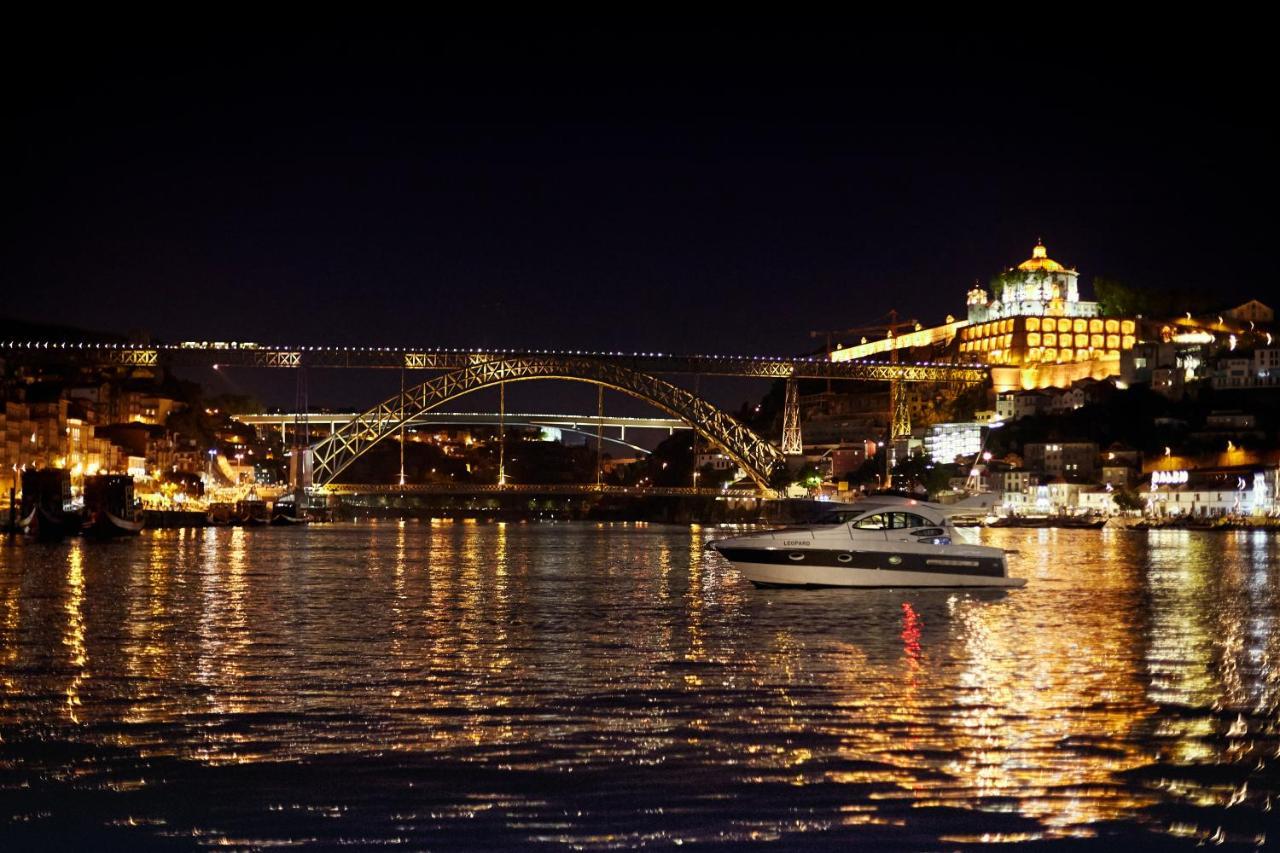 Porto Private Yacht- Accommodation Douro River Luaran gambar