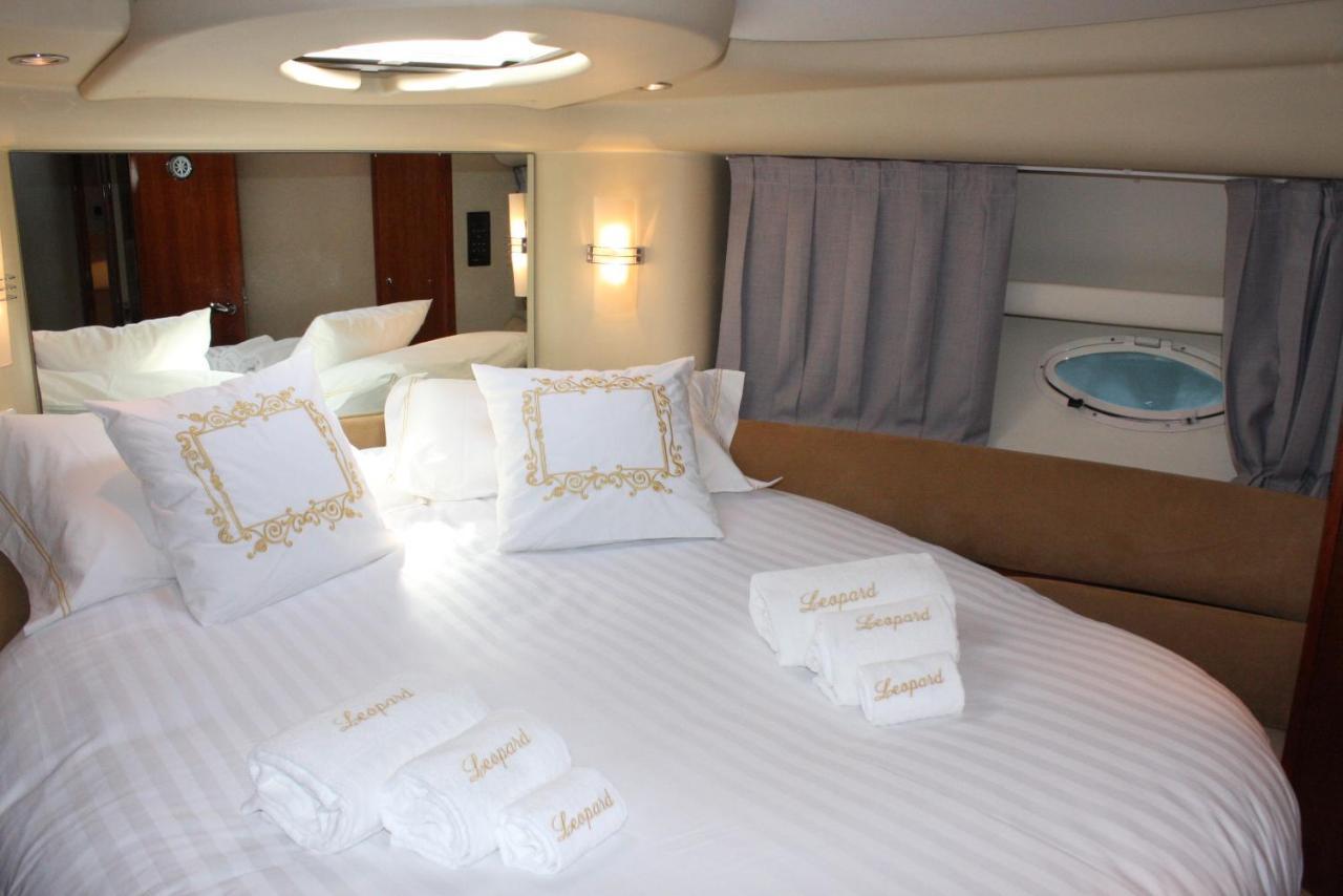 Porto Private Yacht- Accommodation Douro River Luaran gambar