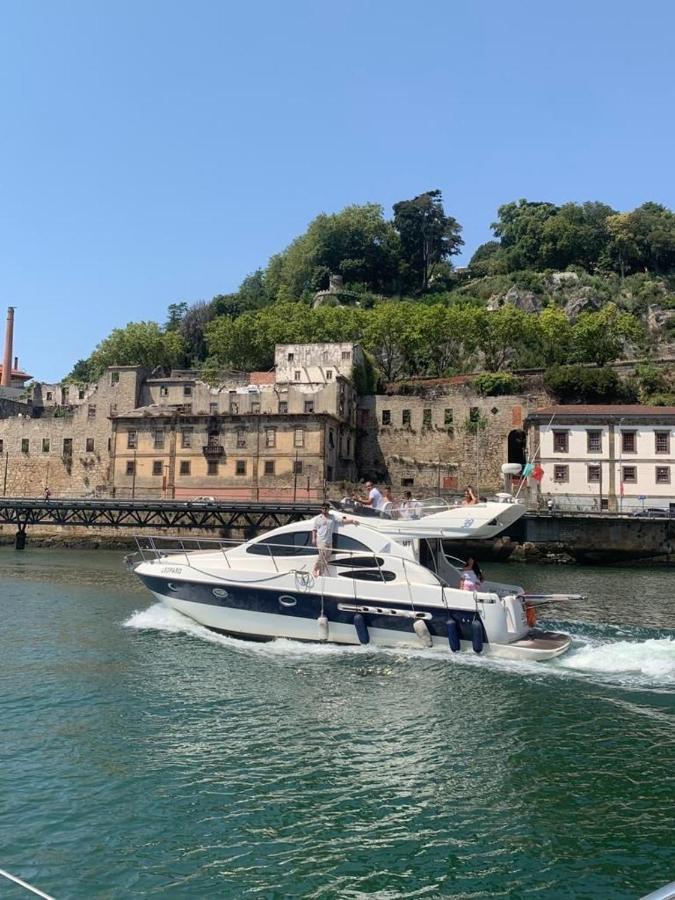 Porto Private Yacht- Accommodation Douro River Luaran gambar